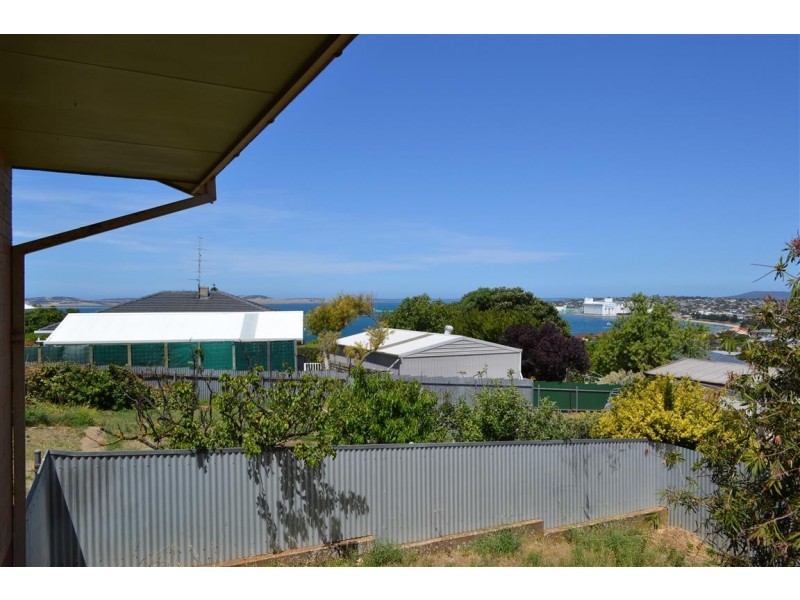 10 Lorraine Avenue, Port Lincoln SA 5606