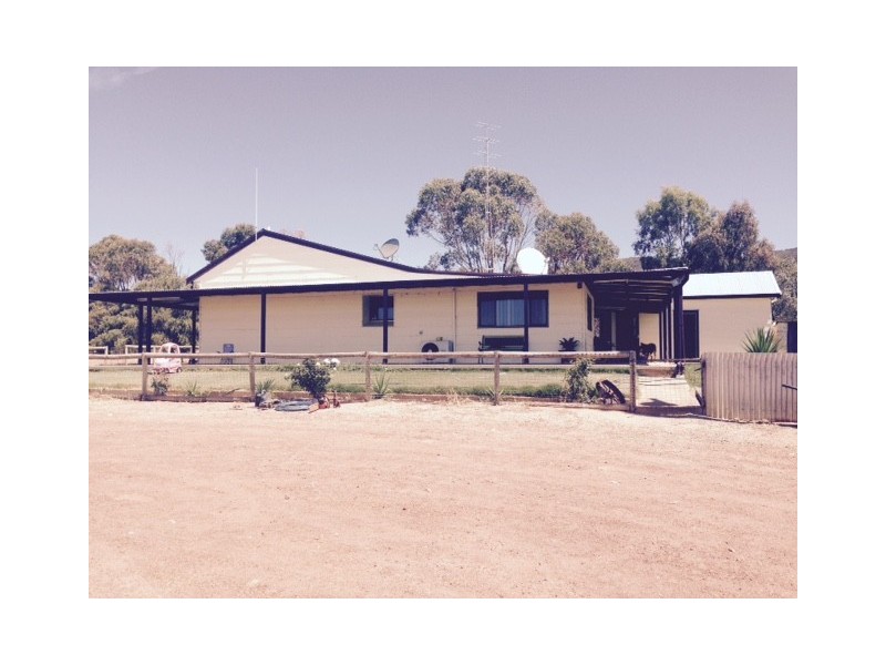 Allotment 12 Hundred of Mortlock and Warrow, Cummins SA 5631
