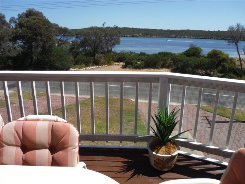 277 Esplanade, Coffin Bay SA 5607