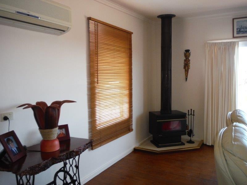 277 Esplanade, Coffin Bay SA 5607