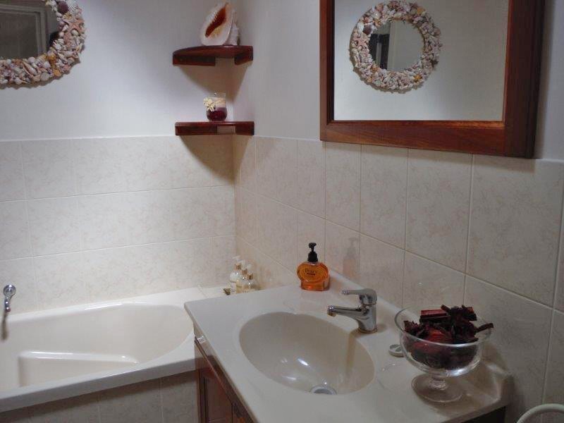 277 Esplanade, Coffin Bay SA 5607