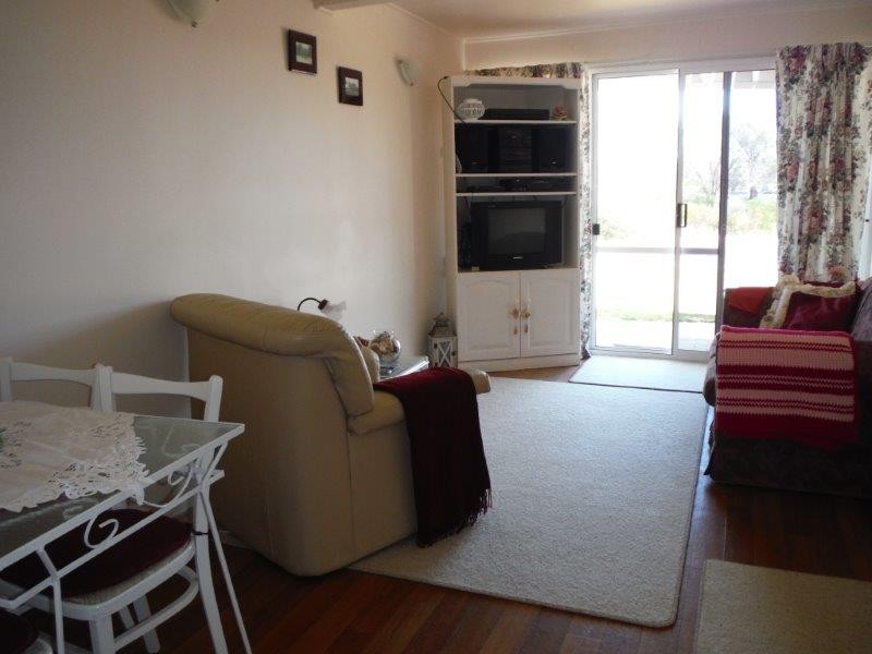 277 Esplanade, Coffin Bay SA 5607