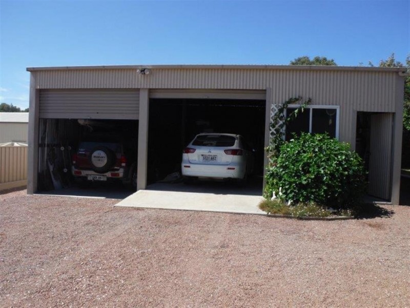 277 Esplanade, Coffin Bay SA 5607