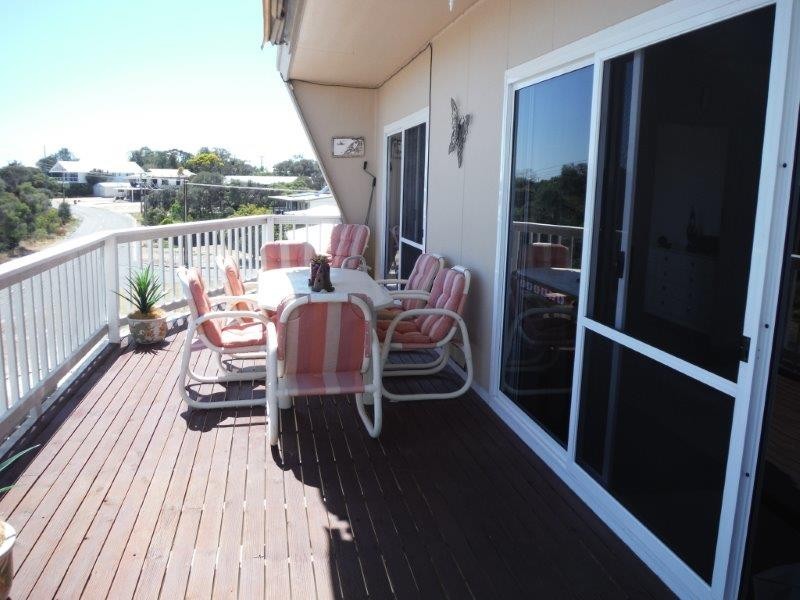 277 Esplanade, Coffin Bay SA 5607