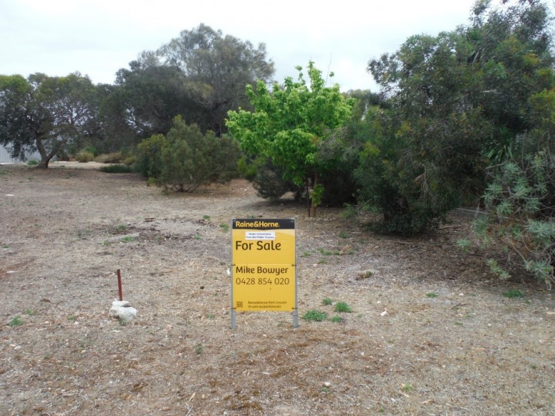 34 Douglas Street, Coffin Bay SA 5607