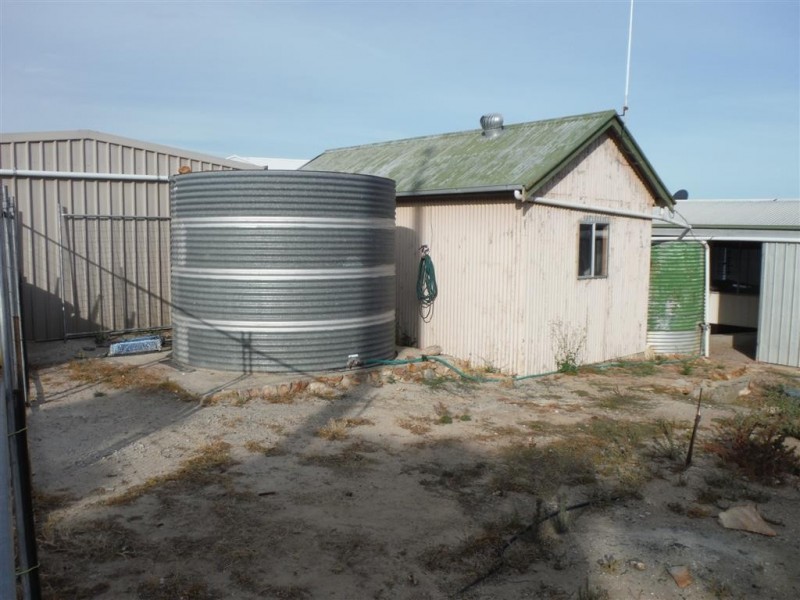 488 Dolphin Drive, Mount Dutton Bay SA 5607