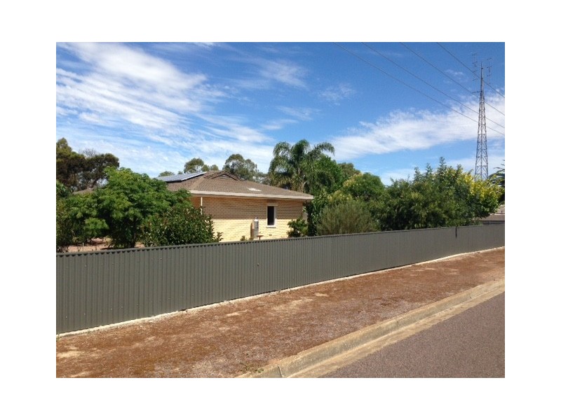 7 Tumby Bay Road, Cummins SA 5631