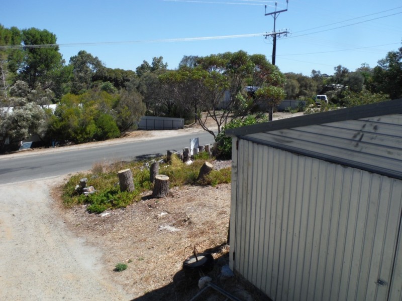 8 Greenly Avenue, Coffin Bay SA 5607