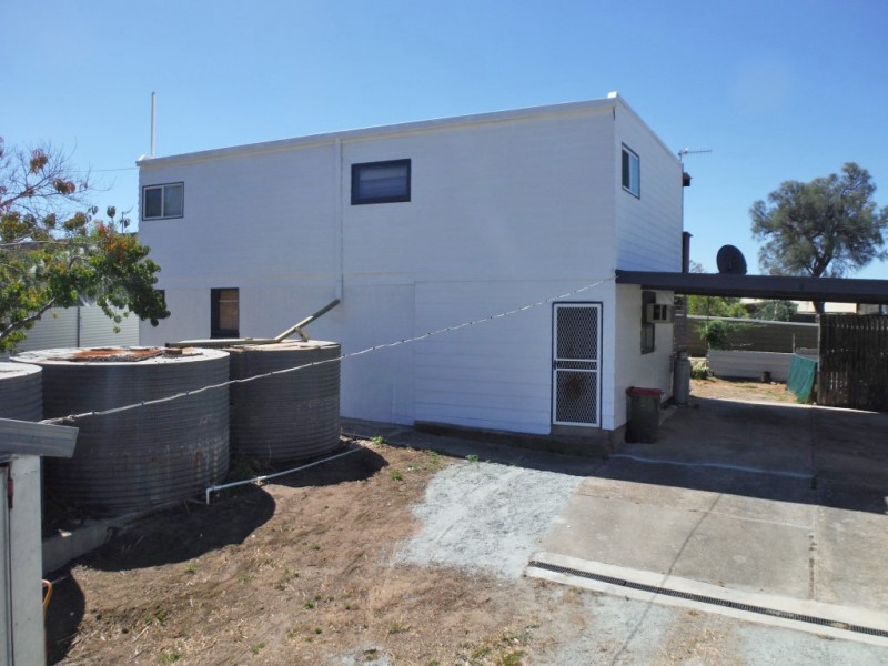 8 Greenly Avenue, Coffin Bay SA 5607