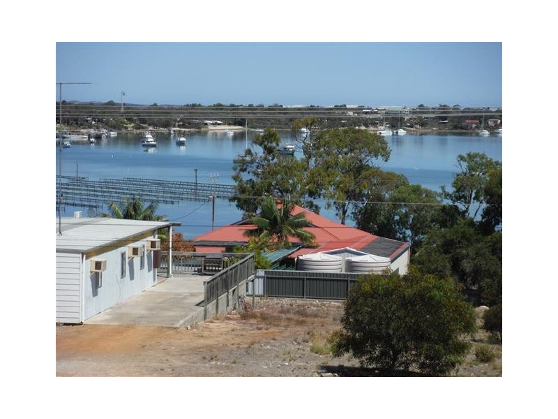 29 Pine Crescent, Coffin Bay SA 5607