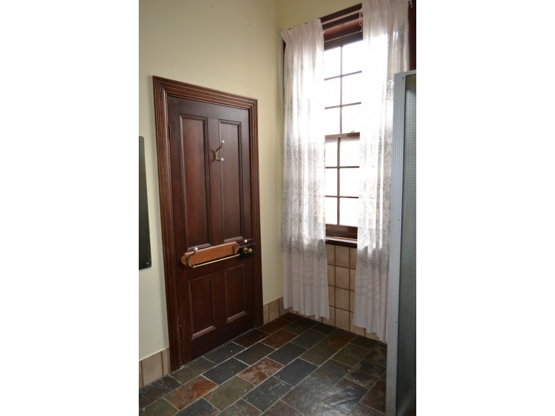 5 Phyllis St, Tumby Bay SA 5605