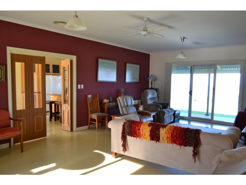 80 Nootina Road, Port Lincoln SA 5606