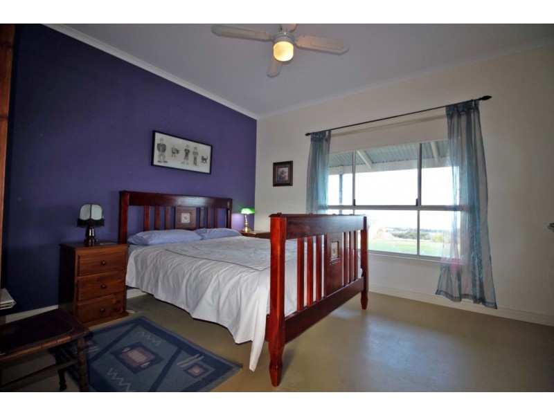 80 Nootina Road, Port Lincoln SA 5606