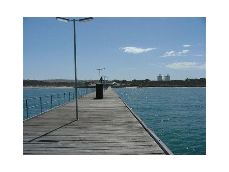 16 Main Street, Port Kenny SA 5671