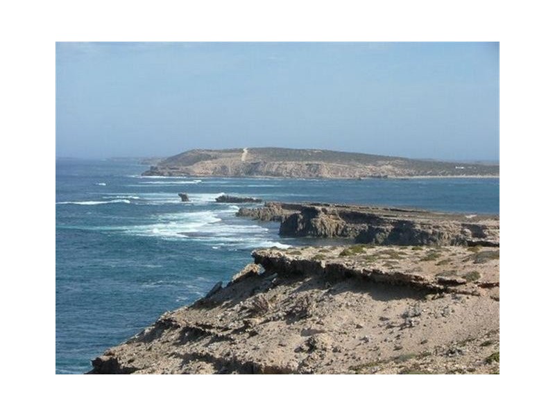 16 Main Street, Port Kenny SA 5671