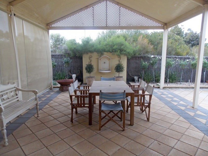 7 Cove View Drive, Port Lincoln SA 5606