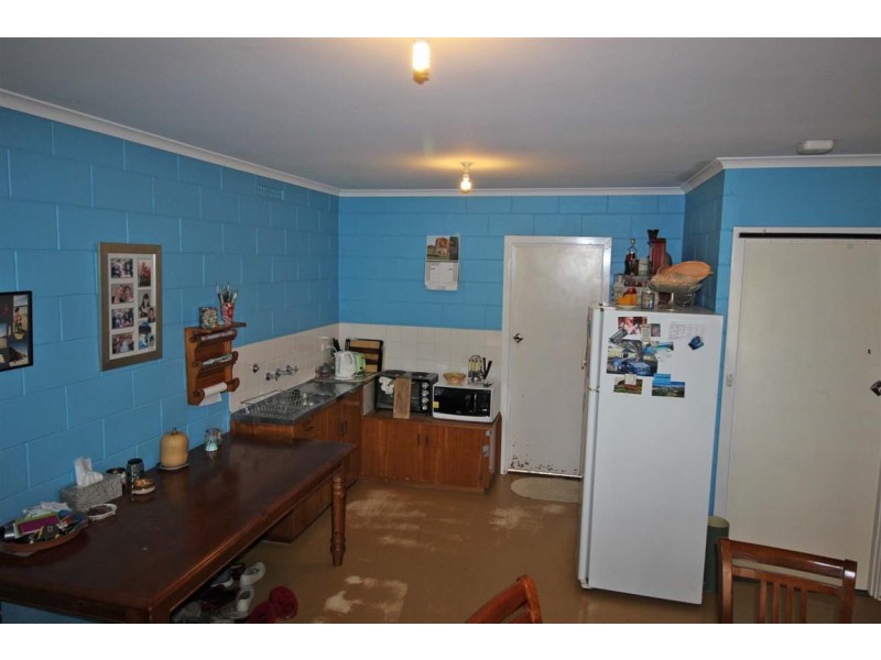 14 Flinders Avenue, Coffin Bay SA 5607