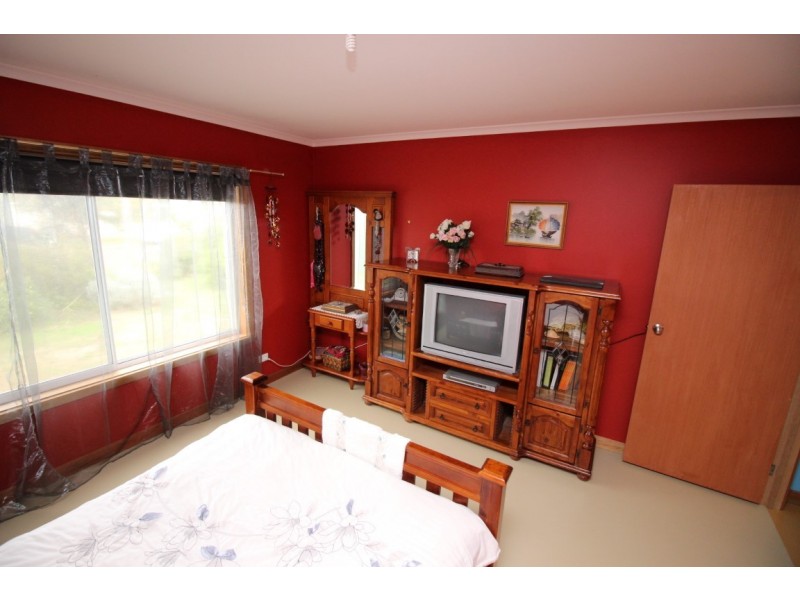 14 Flinders Avenue, Coffin Bay SA 5607