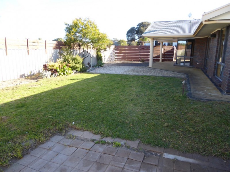 17 Nancy Road, Coffin Bay SA 5607