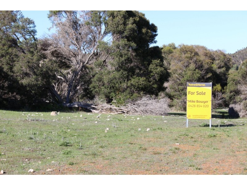 12 Grimm Road, Coffin Bay SA 5607