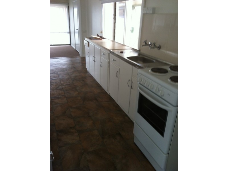 56 Flinders Avenue, Coffin Bay SA 5607