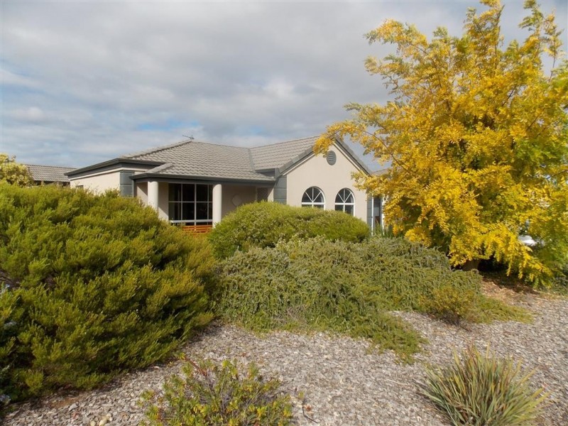1/1 Sandy Point Drive, Port Lincoln SA 5606
