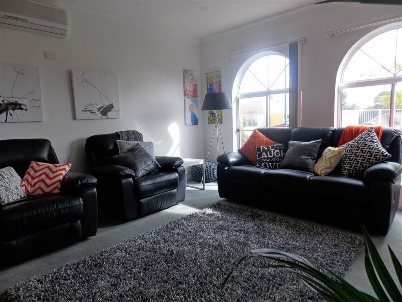 1/1 Sandy Point Drive, Port Lincoln SA 5606