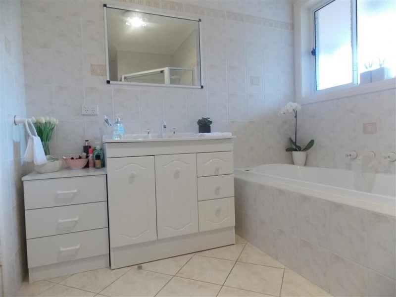 1/1 Sandy Point Drive, Port Lincoln SA 5606