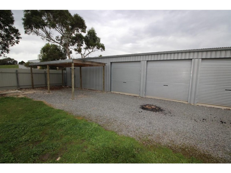 9 Broccabruna Drive, Mount Dutton Bay SA 5607