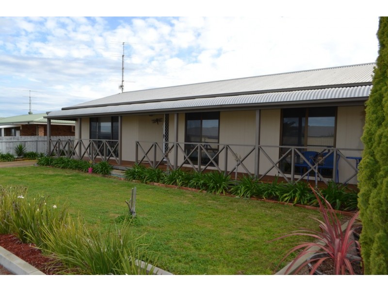 1 Burnett Street, Tumby Bay SA 5605