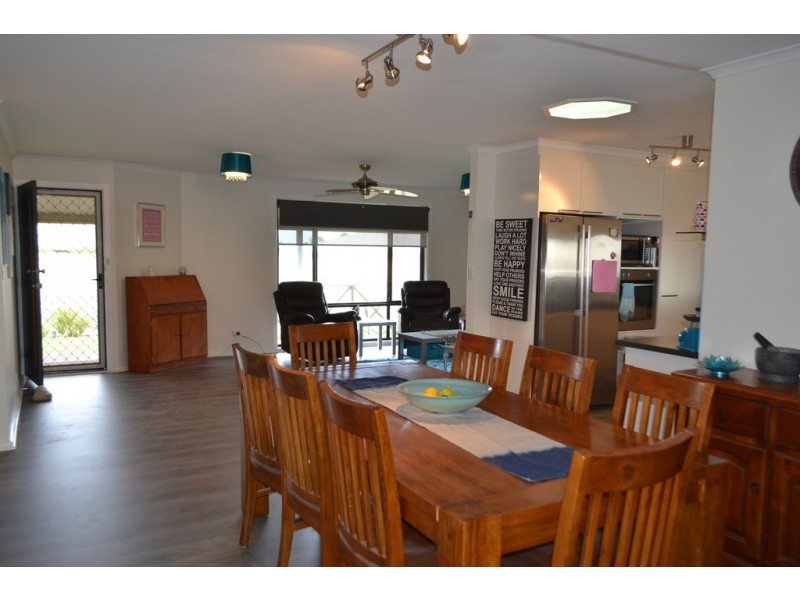 1 Burnett Street, Tumby Bay SA 5605