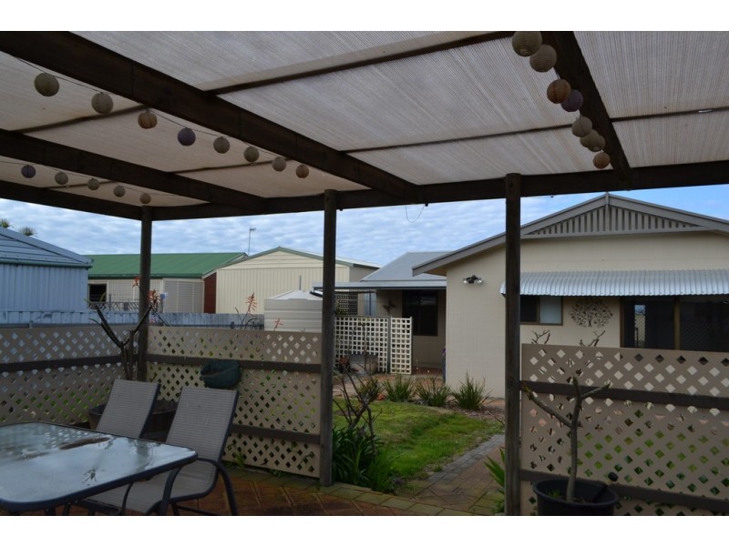 1 Burnett Street, Tumby Bay SA 5605