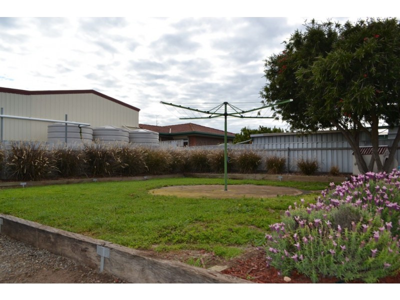 1 Burnett Street, Tumby Bay SA 5605