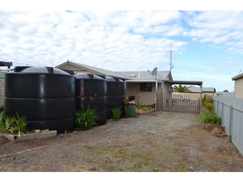 1 Burnett Street, Tumby Bay SA 5605