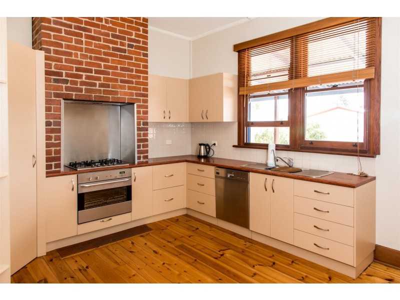 41 Wavell Road, Port Lincoln SA 5606