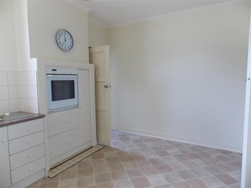 10 Dickens Street, Port Lincoln SA 5606