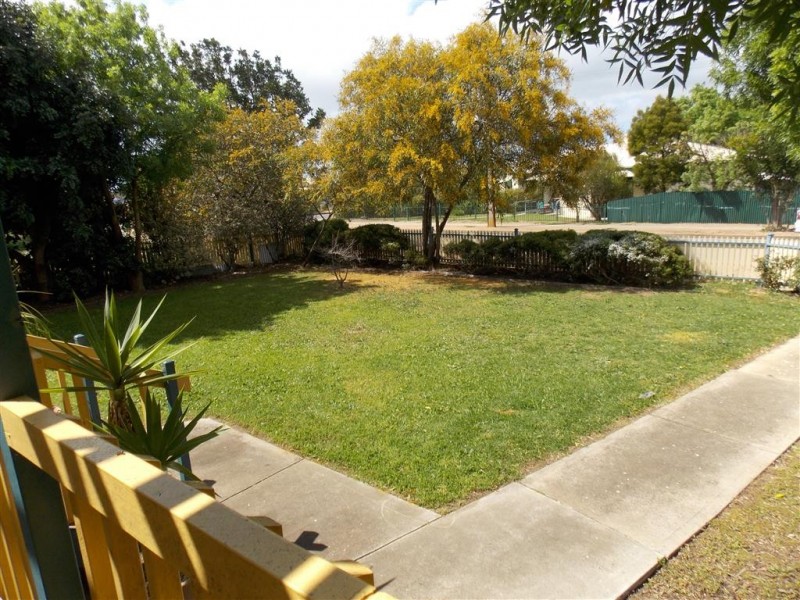 10 Dickens Street, Port Lincoln SA 5606
