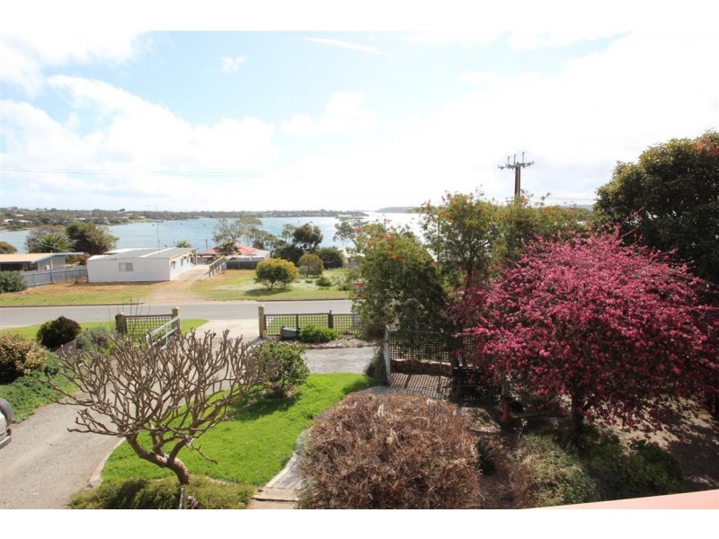 29 Pine Crescent, Coffin Bay SA 5607