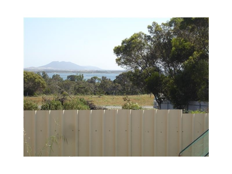 12A Victoria Avenue, Coffin Bay SA 5607
