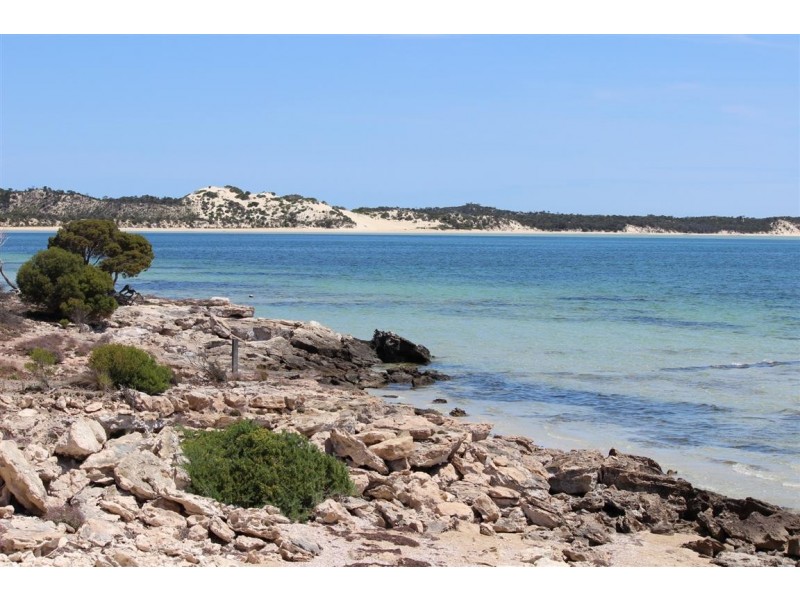 94 Greenly Avenue, Coffin Bay SA 5607