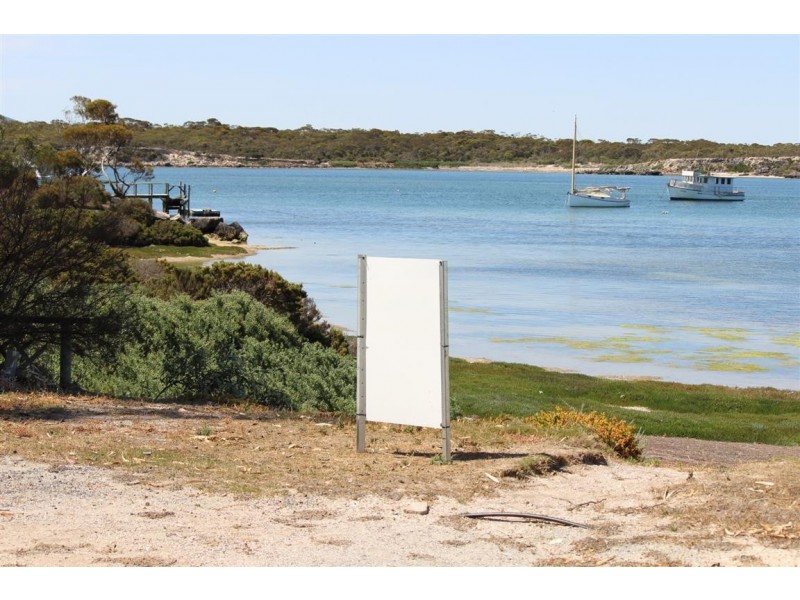 1 Egret Court, Coffin Bay SA 5607