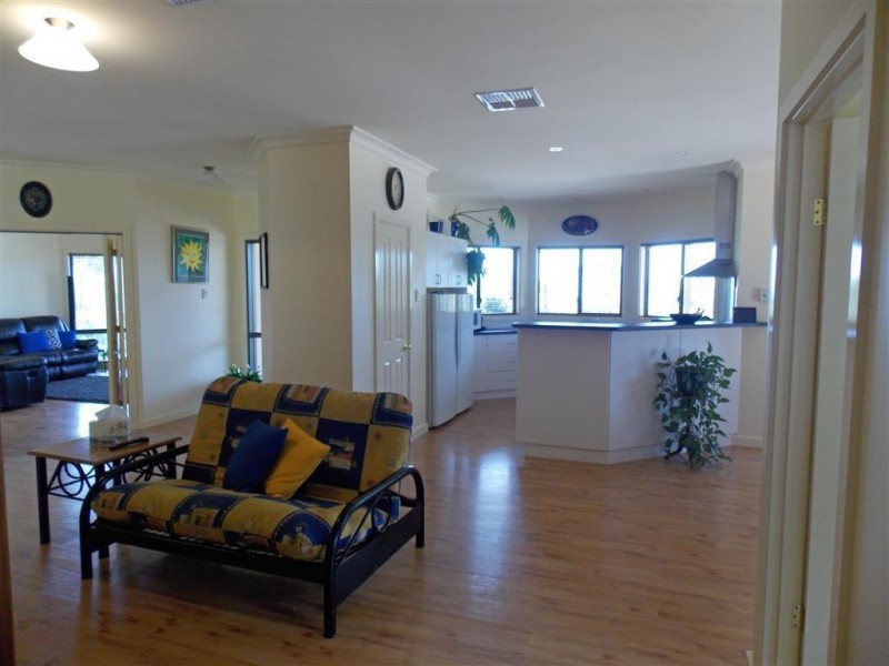 2 Sharon Marie Court, Port Lincoln SA 5606