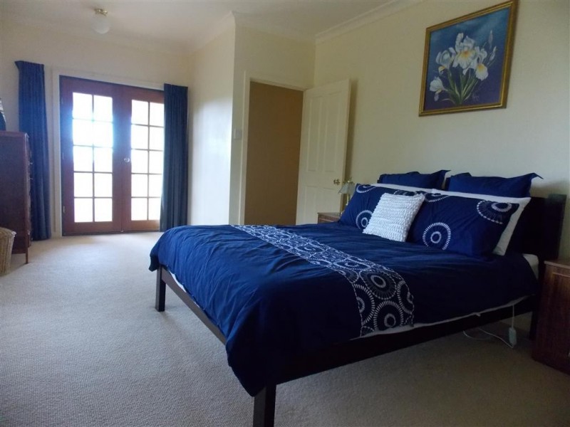 2 Sharon Marie Court, Port Lincoln SA 5606