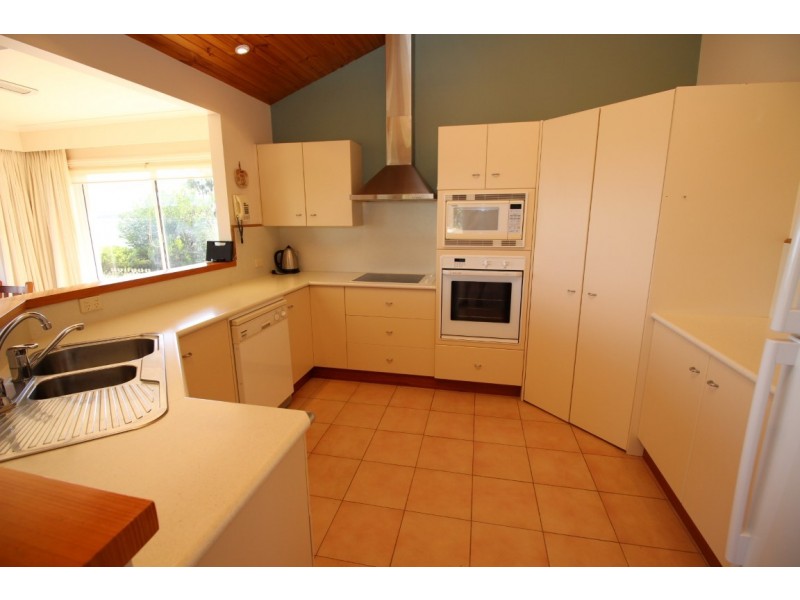 Lot 10 Woolshed Drive, Mount Dutton Bay SA 5607