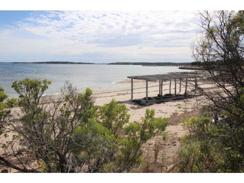 Lot 10 Woolshed Drive, Mount Dutton Bay SA 5607