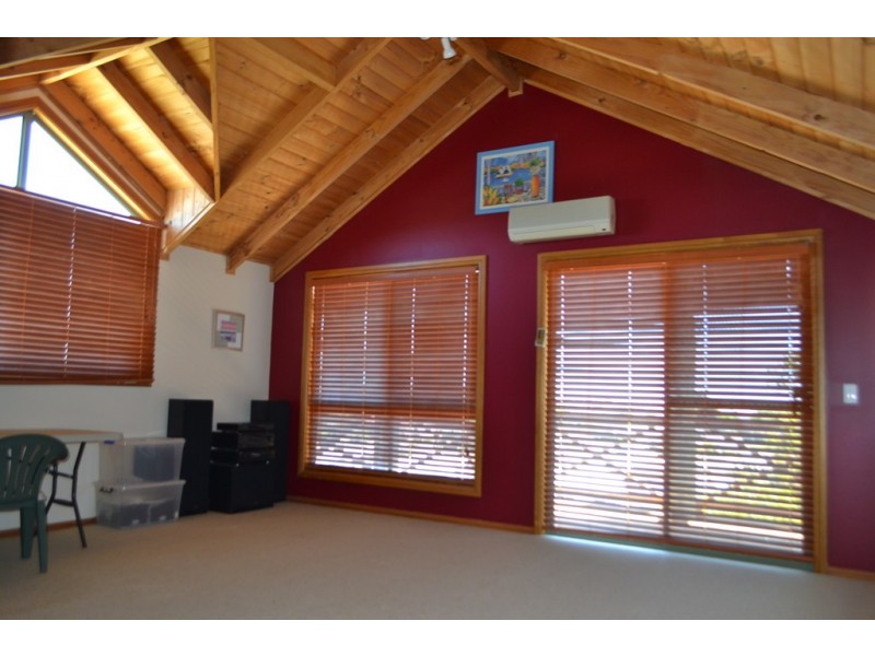 47 Beach Tce, Elliston SA 5670