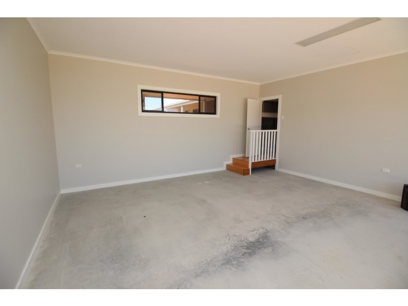 8 Endeavour Court, Coffin Bay SA 5607