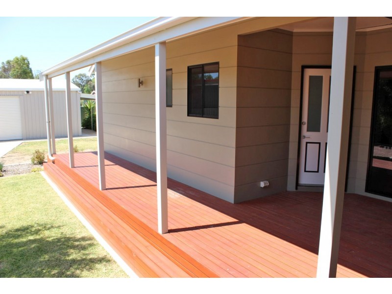 8 Endeavour Court, Coffin Bay SA 5607