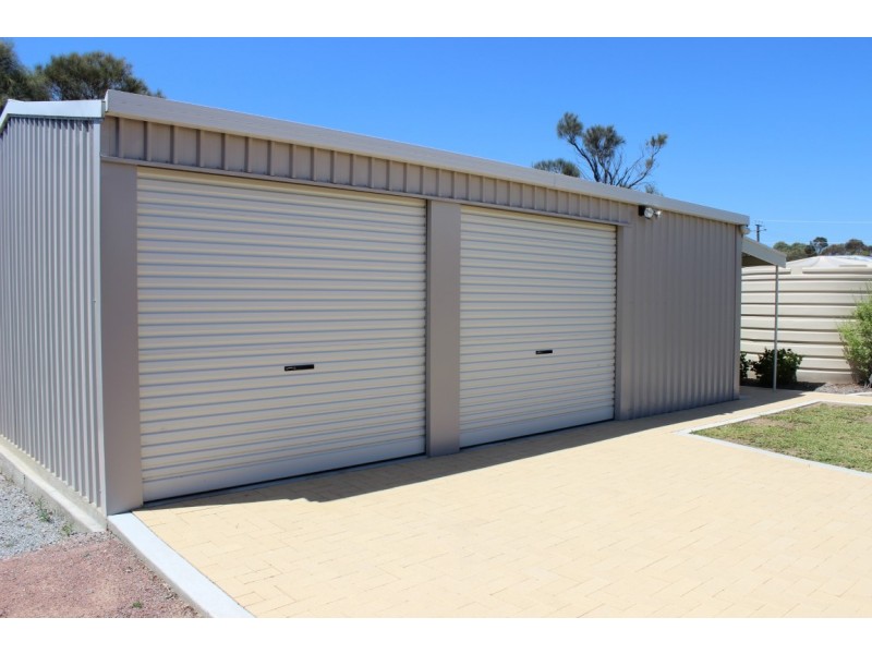 8 Endeavour Court, Coffin Bay SA 5607