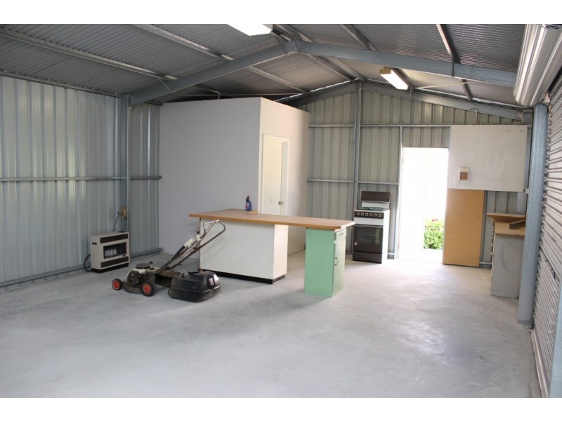 8 Endeavour Court, Coffin Bay SA 5607